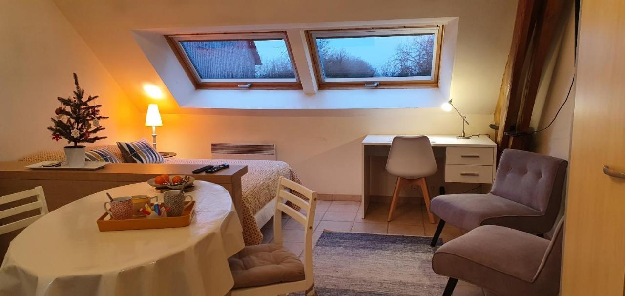 La Hulotte Apartment Villers-Carbonnel Екстериор снимка